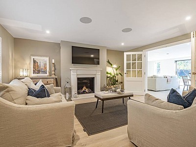 Extra white wood floors in character grade: Project in Surrey by Emma, Matt and Daisy