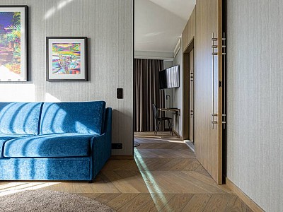 Chevron oak parquet in Graphite colour
