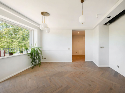 Oak parquet in Graphite colour