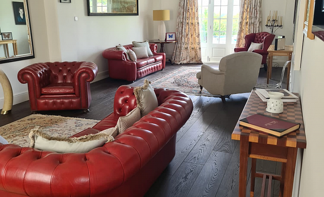 GENUINE FACTORY OFFER: HARDWOOD FLOORS IN TAILOR MADE CHIANA COLOUR