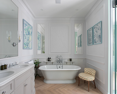 Award-winning bathroom design features oak parquet in Extra White colour