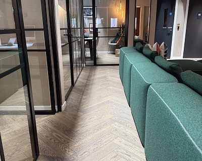 Herringbone oak parquet and oak stairs at Hatton Garden jewellers in London, Graphite colour