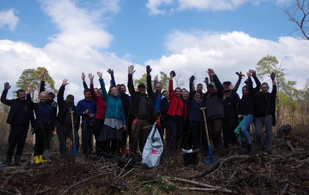 Giving back to nature | Oak planting tradition
