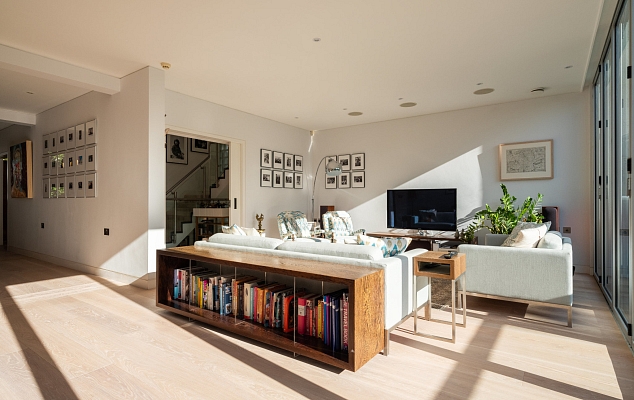 Let there be light | White wood flooring trends