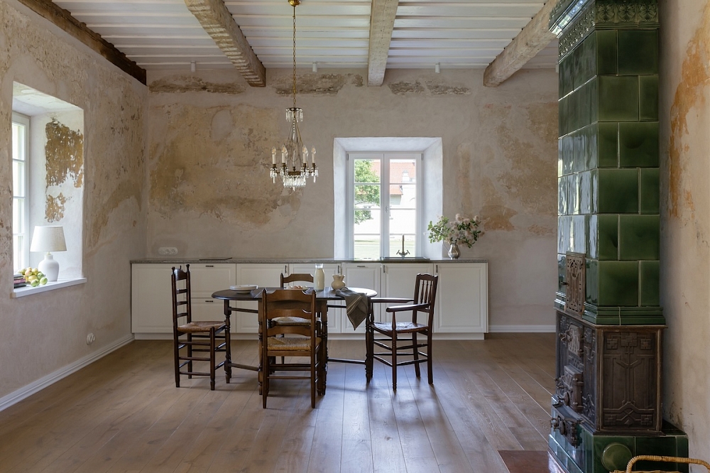 Restoration of a 16th-Century Manor: Embracing Slow Living in Historical Boutique Apartments