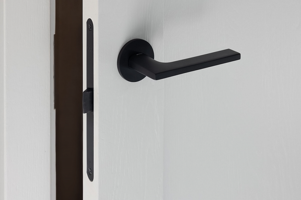 Panel Oak Doors - Scandinavian Style for Modern Minimalist Interiors
