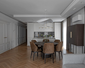 French-inspired design featuring Chevron wood floors in White Transparent colour