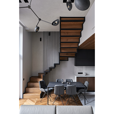 C-shaped Stairs